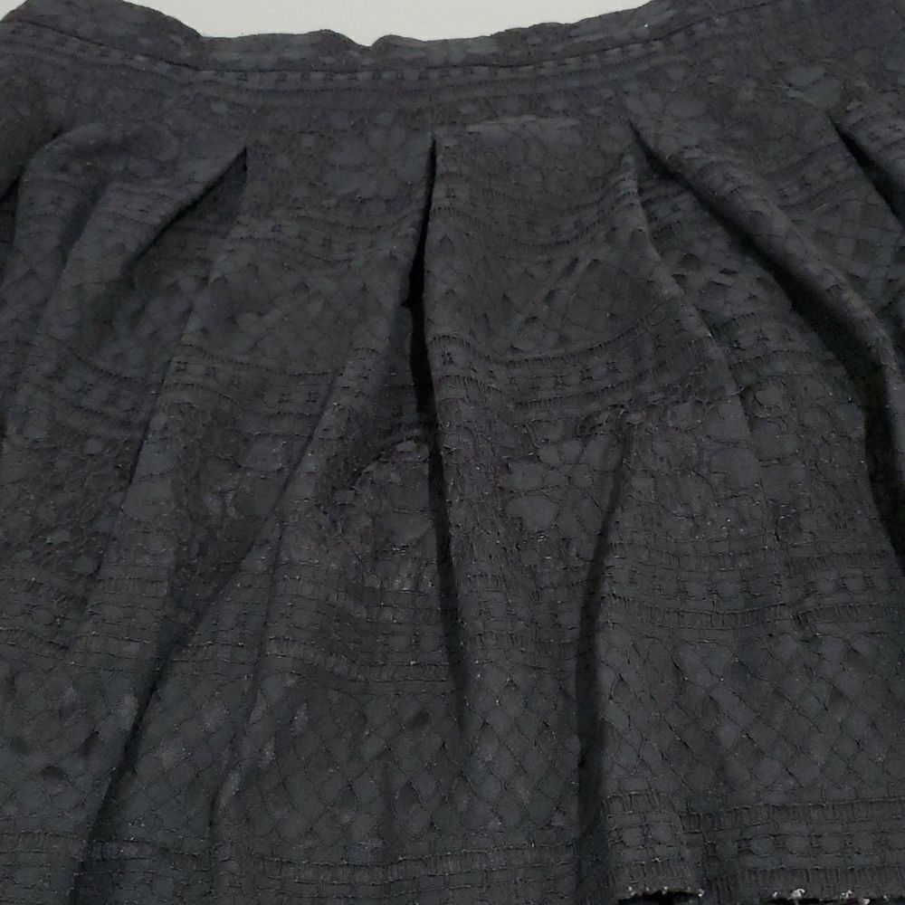 𝅺le chateau 33" waist black floral design skirt - Picture 5 of 5